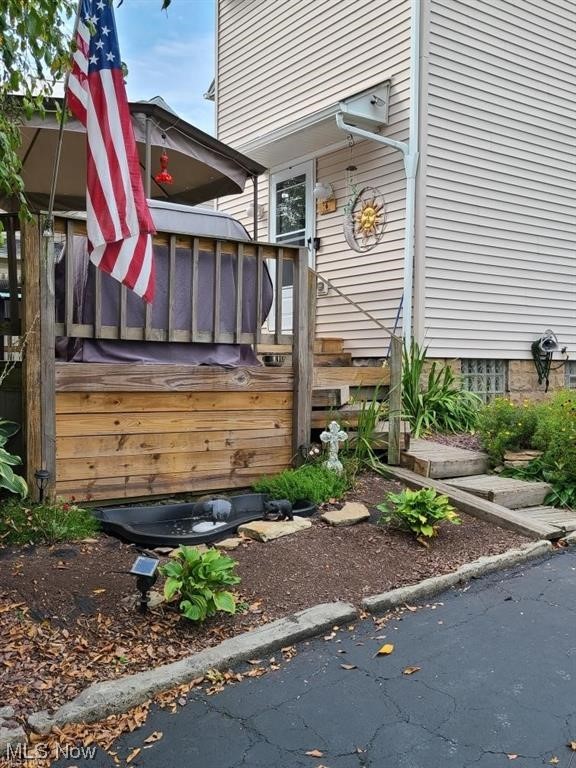 Niles City - Residential