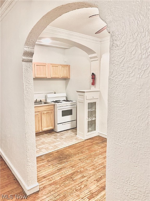 2830-2836 E 130th Street