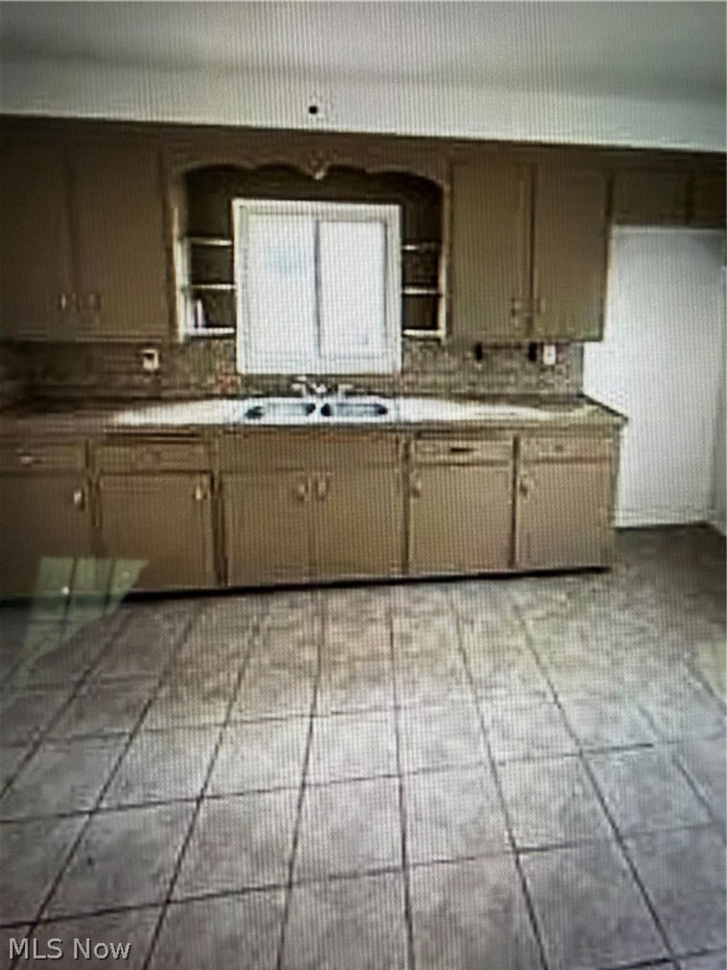 Photo of 13309 Melzer Avenue, Cleveland, OH 44120 (MLS # 5212857)
