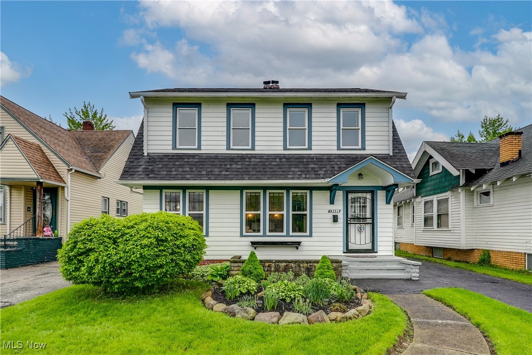 13400 Thornhurst Avenue, Garfield Heights, Ohio image 1