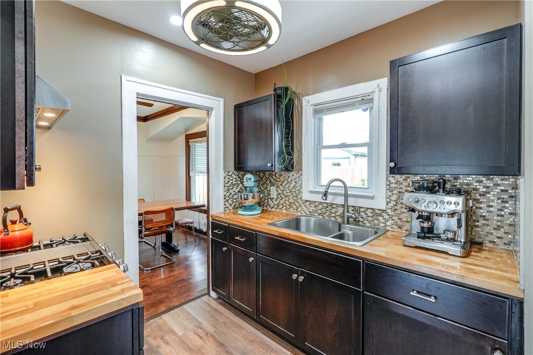 13400 Thornhurst Avenue, Garfield Heights, Ohio image 13