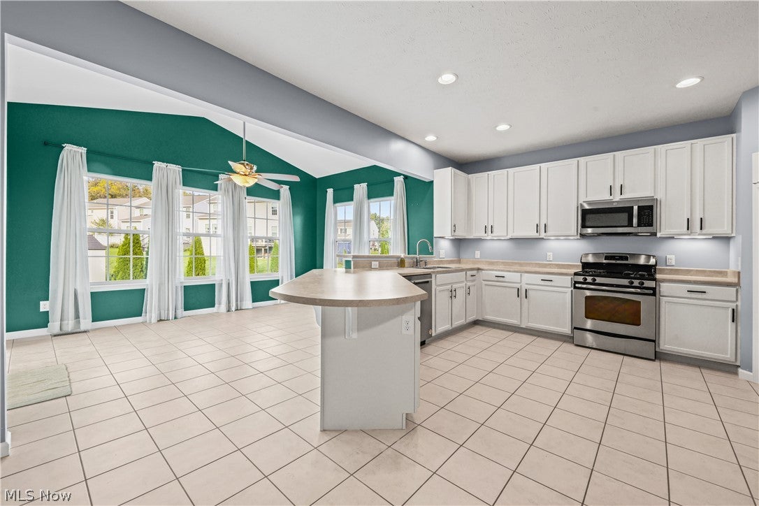 571 Eastglen Circle