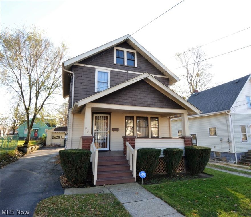 Welcome home to 812 Baird Street in Akron. Close to the University of Akron and Routes 8, 76 and 77. This 3 bedroom, 2-story colonial has a covered front porch and a detached one-car garage. Eat-in kitchen, appliances are included. Beautiful woodwork accents the dining room. This home would make an excellent investment property and is perfect for a first time home buyer. Newer electrical panel (2020), glass block windows. Seller is offering a one-year home warranty. Call to schedule a showing today!