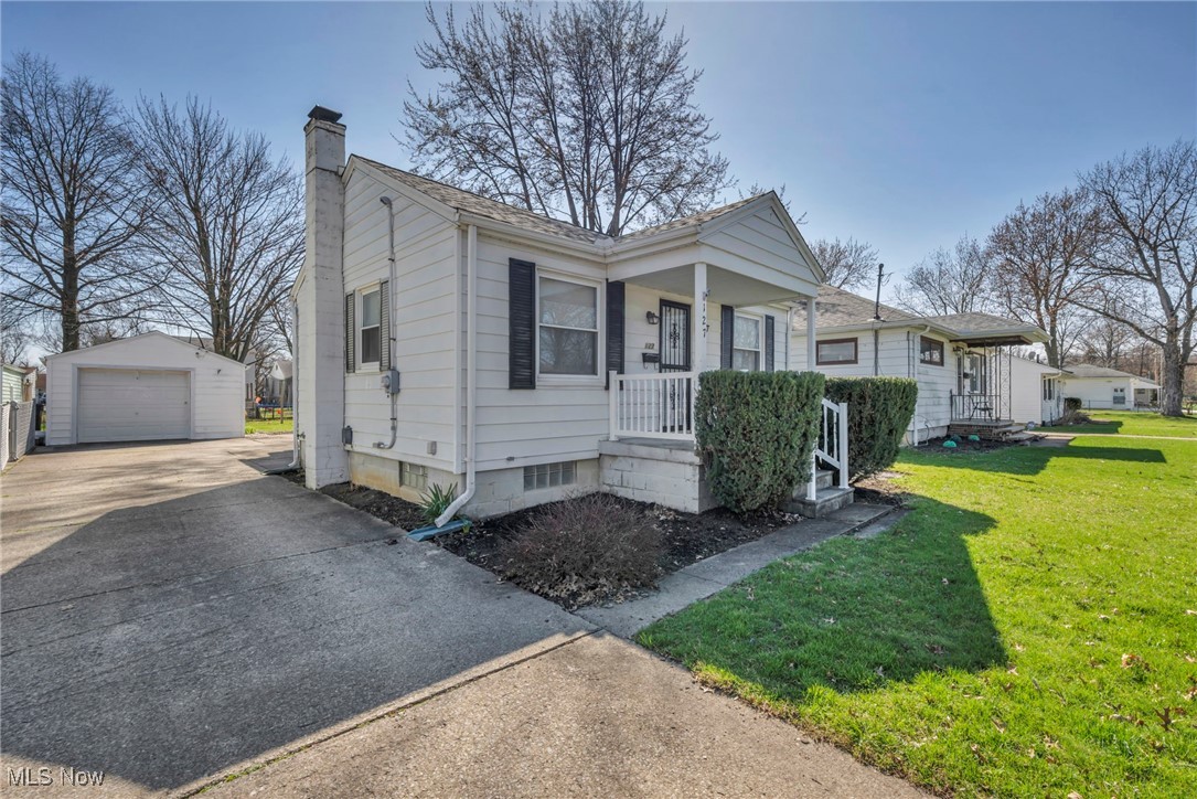 127 Dilworth Street, Elyria, Ohio image 4