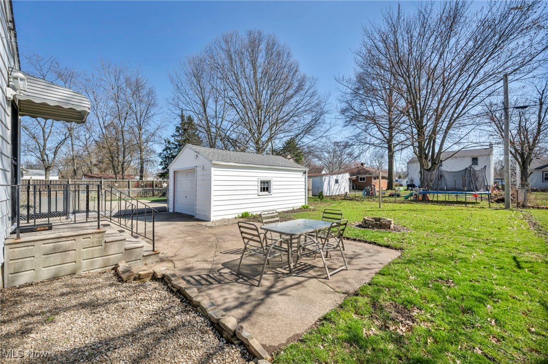 127 Dilworth Street, Elyria, Ohio image 9