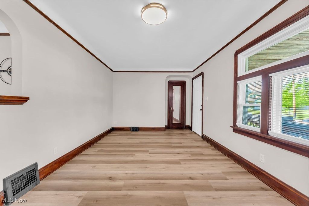 4139 E 147th Street, Cleveland, Ohio image 8