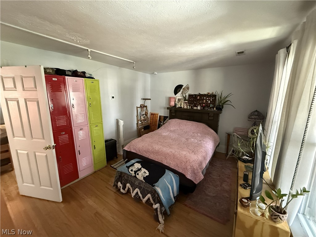 Barber & Lord - Residential Income