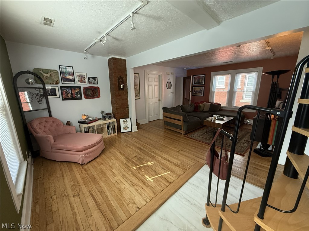 Barber & Lord - Residential Income