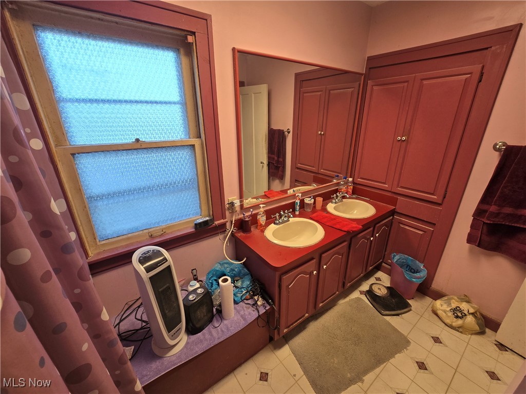 Waterbury Heights 02 - Residential