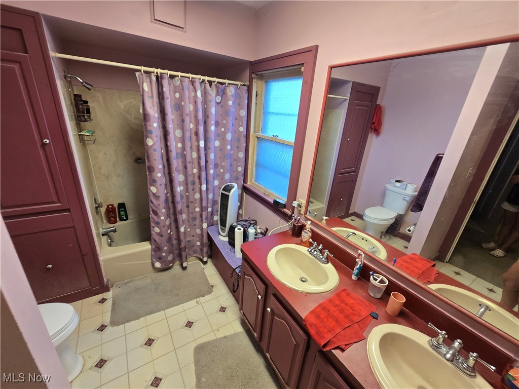 Waterbury Heights 02 - Residential