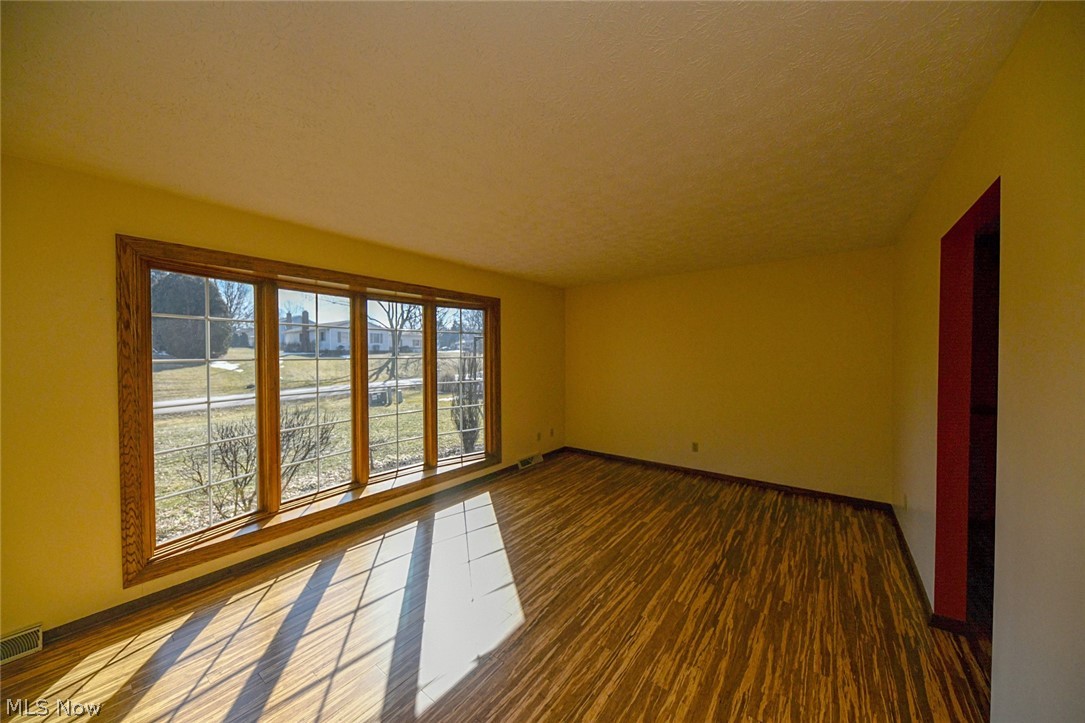 Village/Hartville - Residential