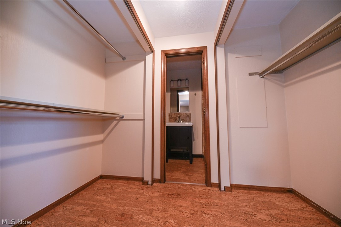 Village/Hartville - Residential