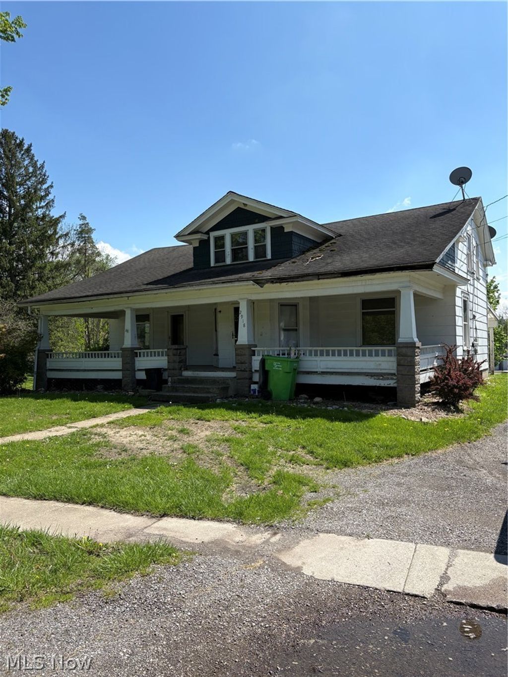 Photo of 2918 High Street, Rock Creek, OH 44084 (MLS # 5213385)