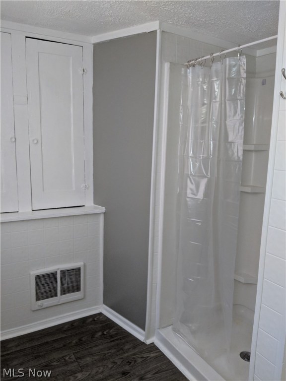 Riverside - Residential Lease