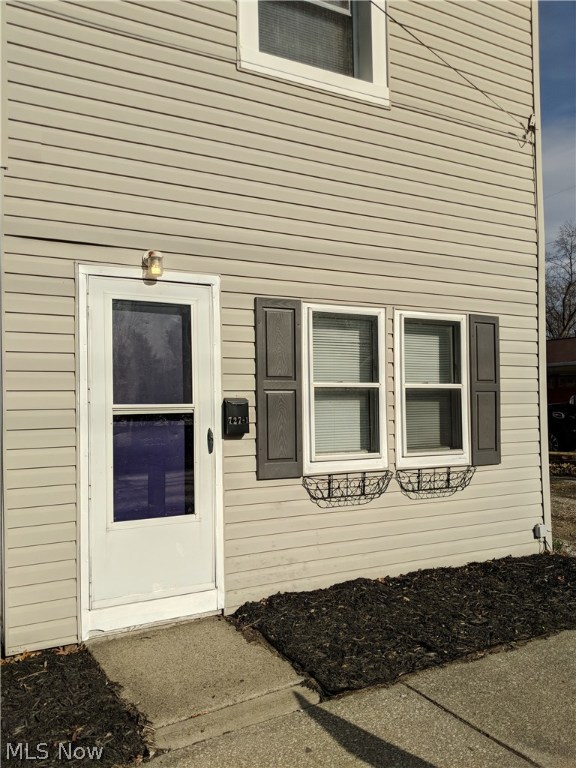 Riverside - Residential Lease