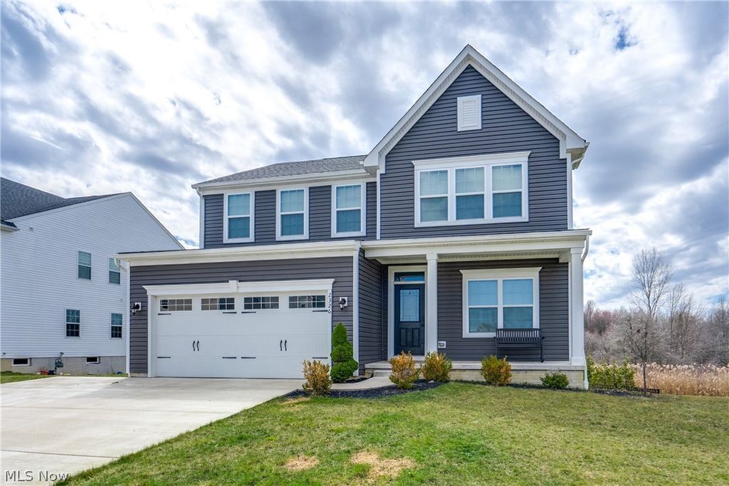 Photo of 2326 Orchard Circle, Ravenna, OH 44266 (MLS # 5193669)