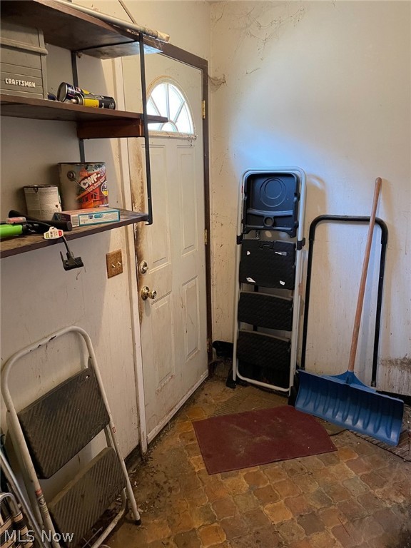 Canton - Residential Income