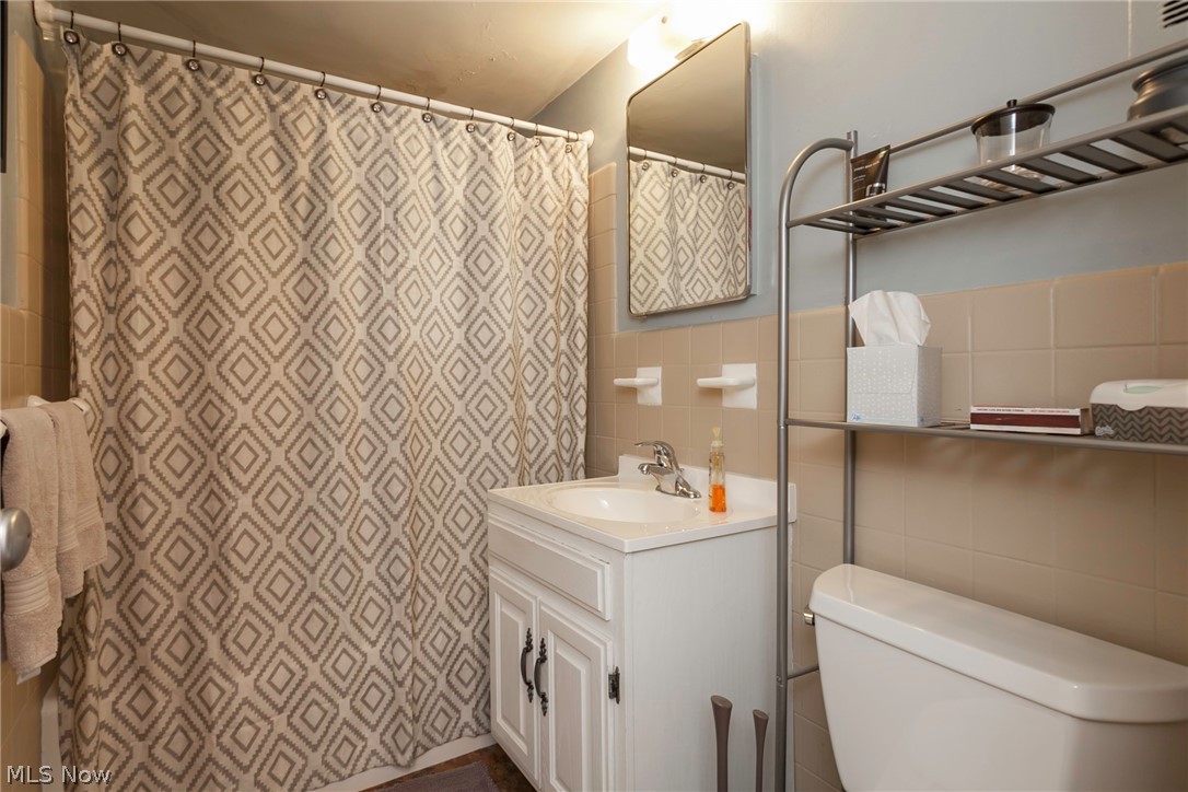 Berkshire Condominium - Residential