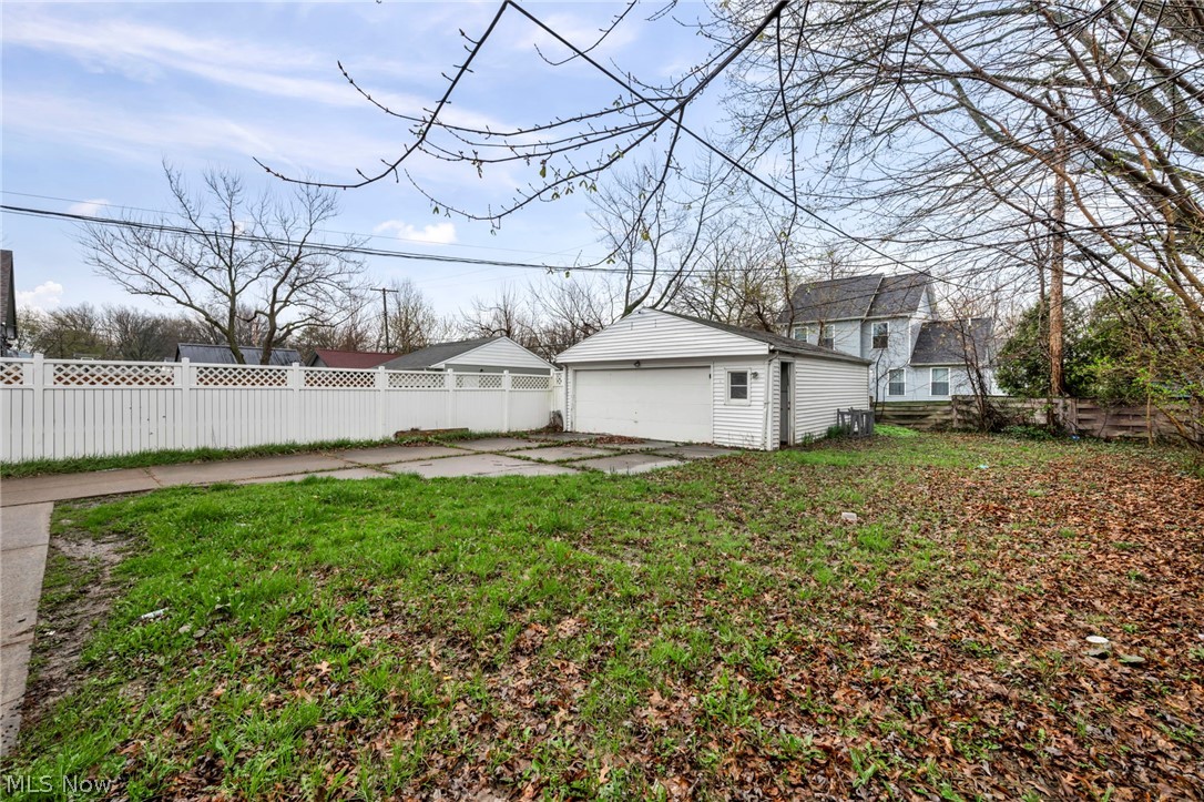 North Euclid Villas - Residential