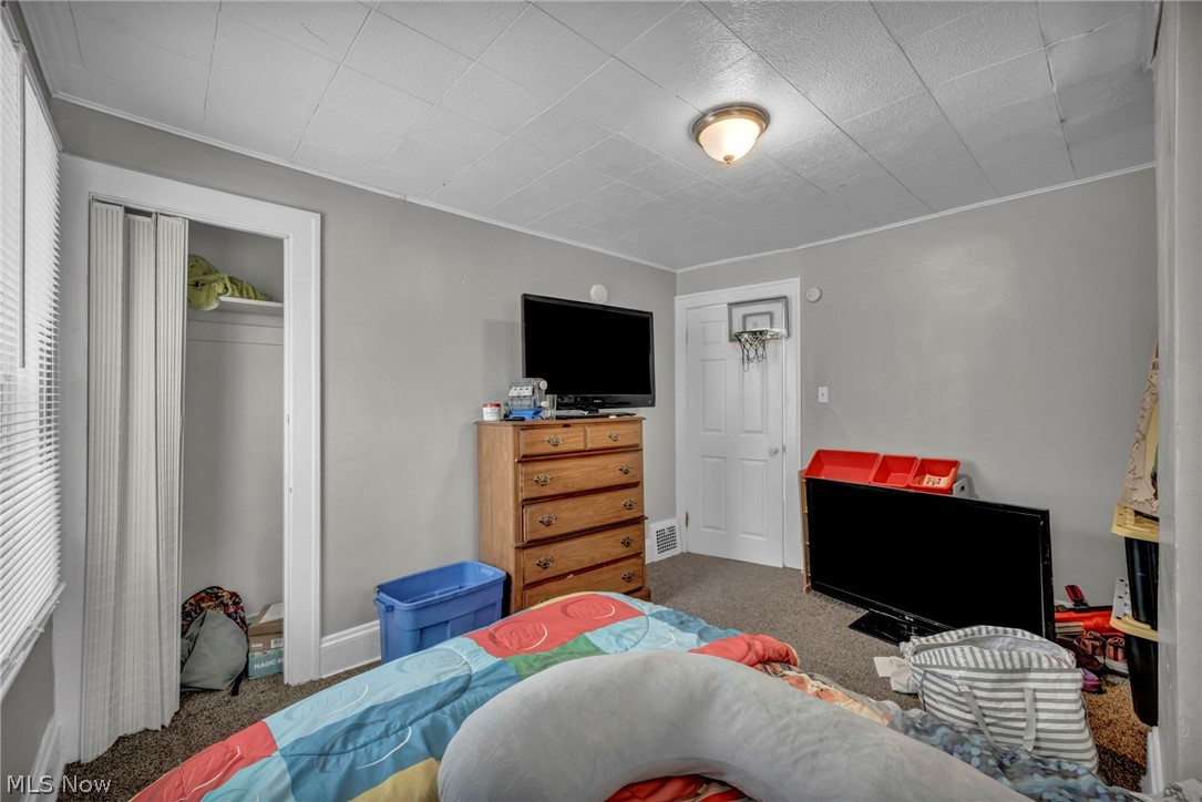 North Euclid Villas - Residential