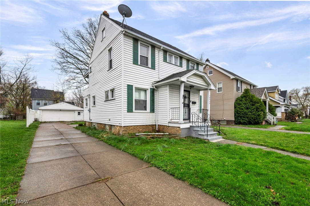 North Euclid Villas - Residential