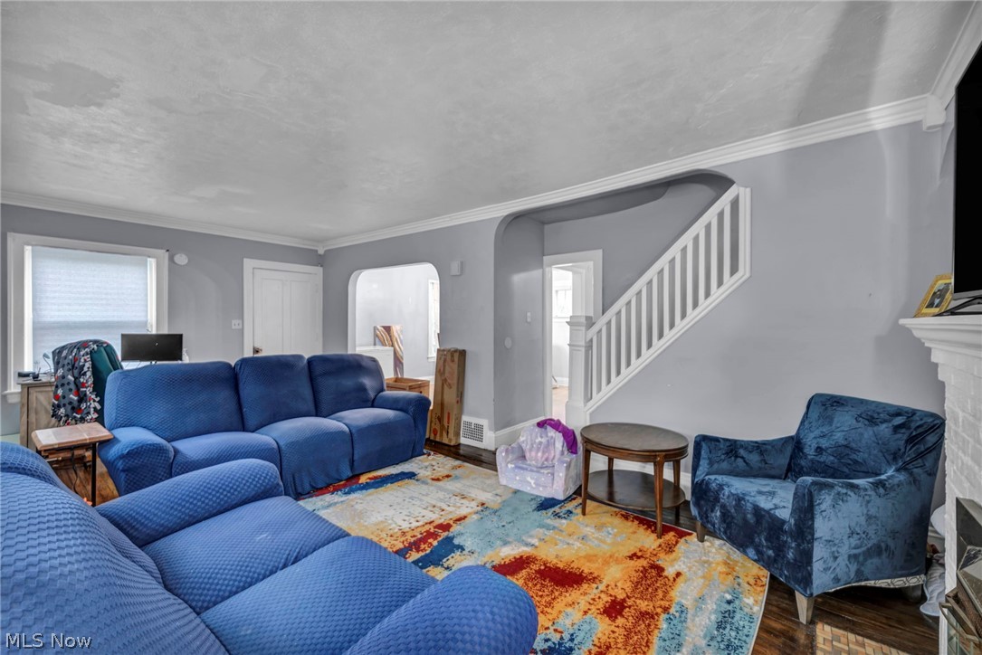 North Euclid Villas - Residential