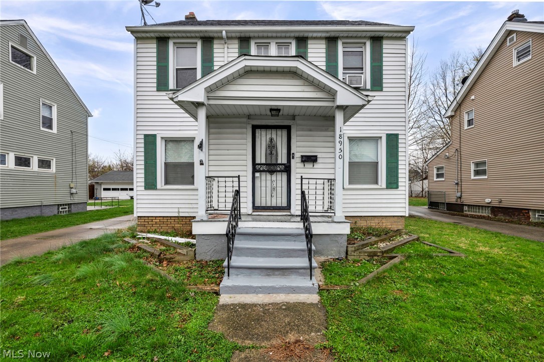 North Euclid Villas - Residential