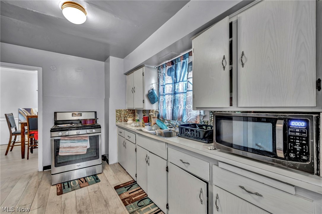 North Euclid Villas - Residential