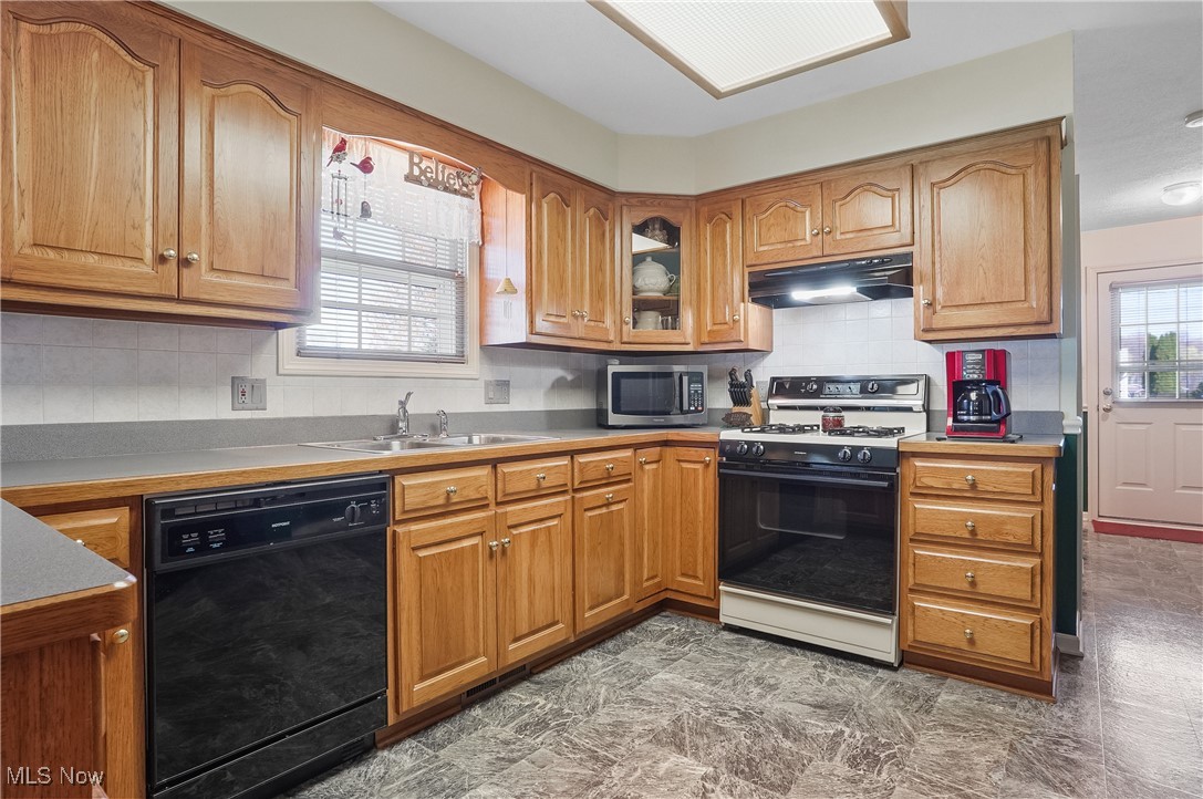 1464 Heartland Avenue, Orrville, Ohio image 7
