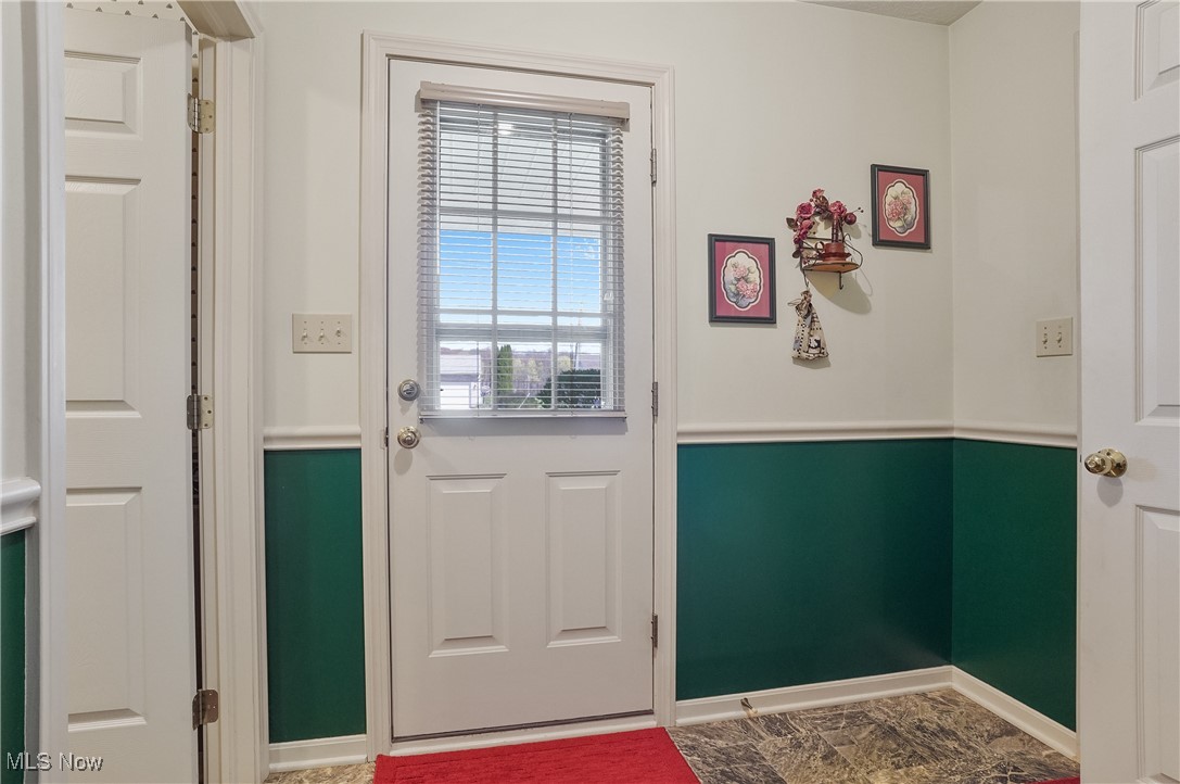 1464 Heartland Avenue, Orrville, Ohio image 3
