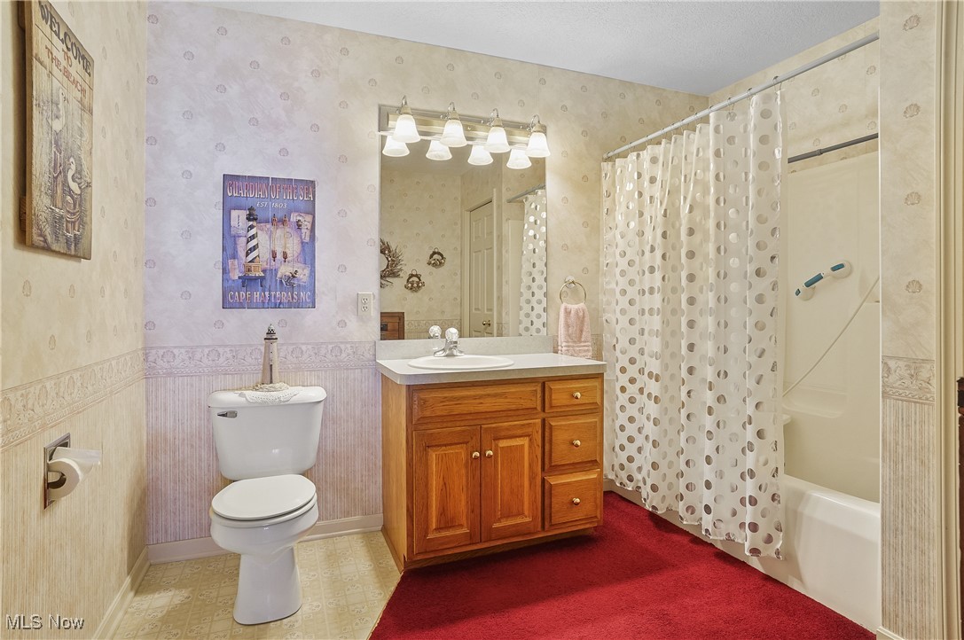 1464 Heartland Avenue, Orrville, Ohio image 17