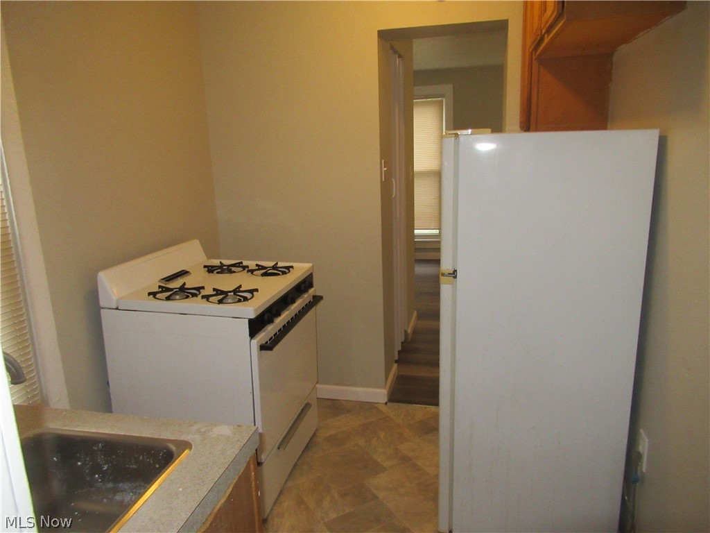 Elworthy Helwick - Residential Lease