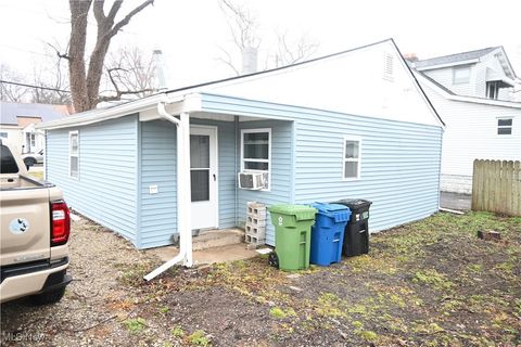Tiny photo for 130 Traymore Boulevard, Eastlake, OH 44095 (MLS # 5179442)