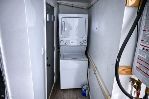 Tiny photo for 130 Traymore Boulevard, Eastlake, OH 44095 (MLS # 5179442)