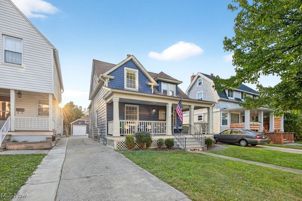 Photo of 1298 W 115th Street, Cleveland, OH 44102 (MLS # 5175769)