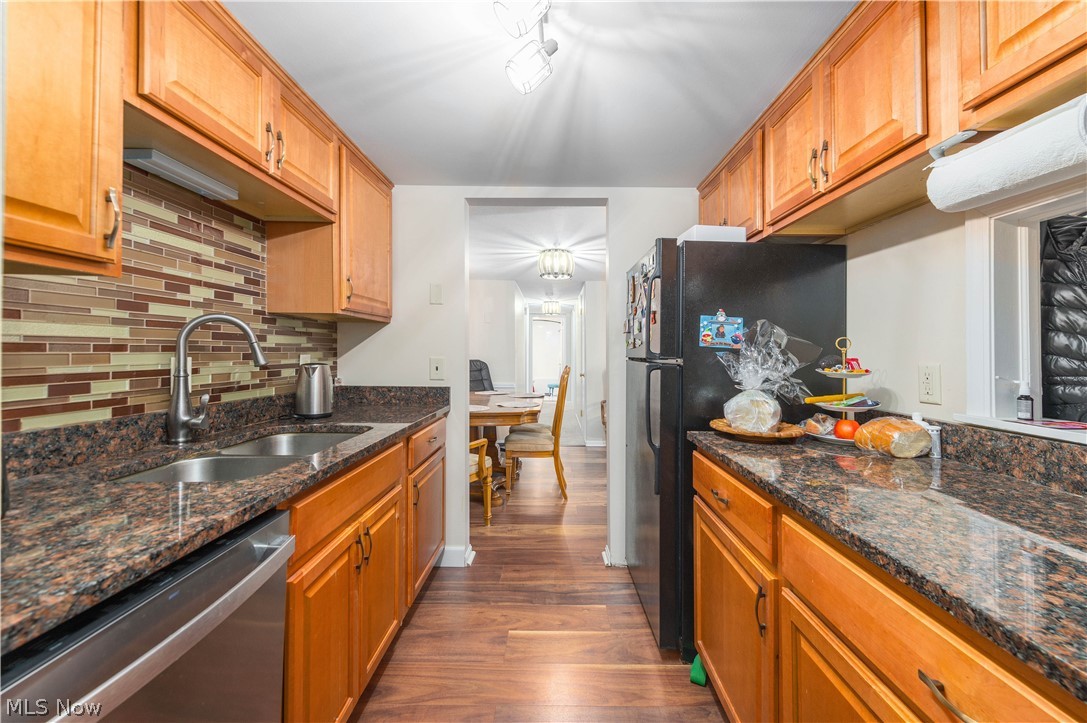 Carriage Hill Condo - Residential