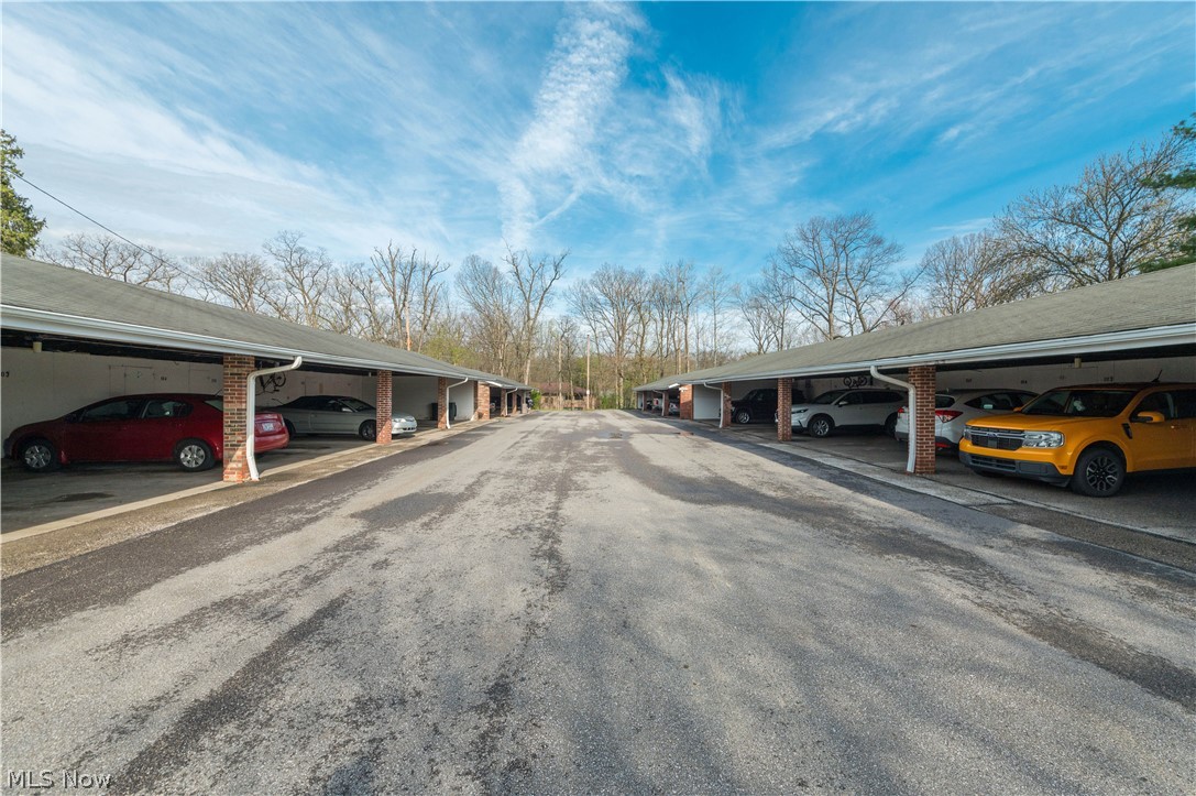 Carriage Hill Condo - Residential