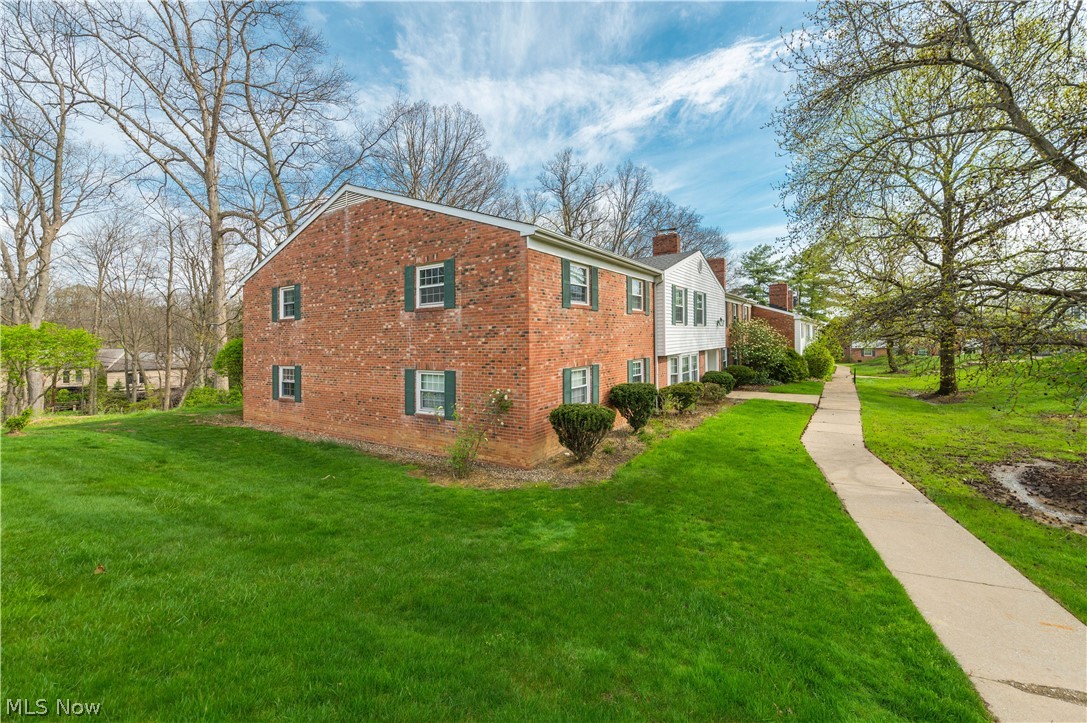 Carriage Hill Condo - Residential