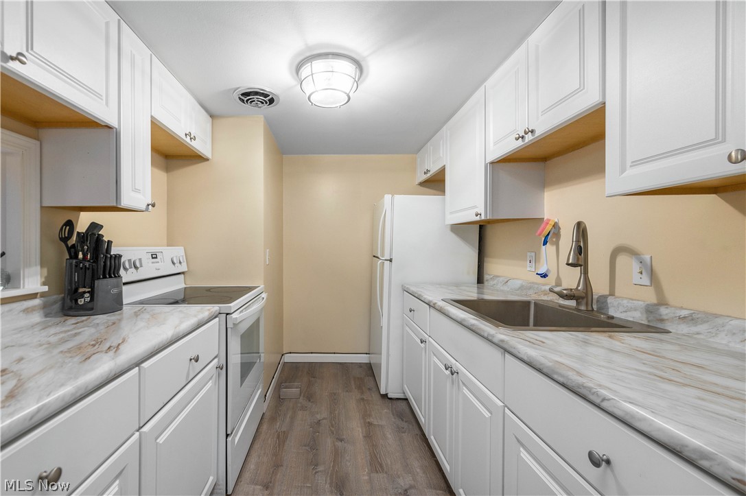 Carriage Hill Condo - Residential