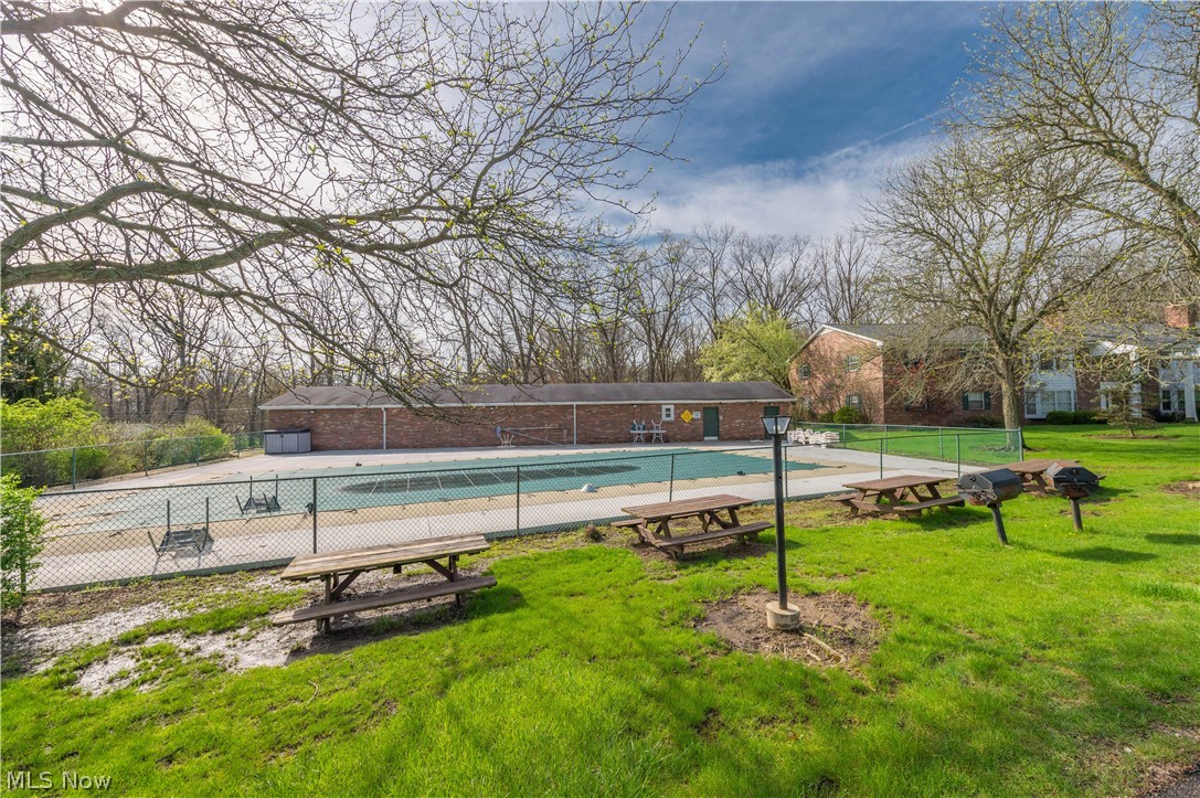 Carriage Hill Condo - Residential