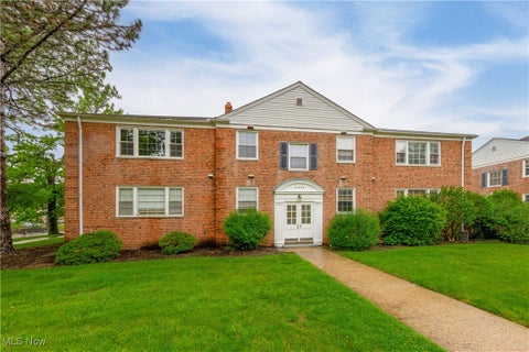 Photo for 2395 Euclid Heights Boulevard B-4
