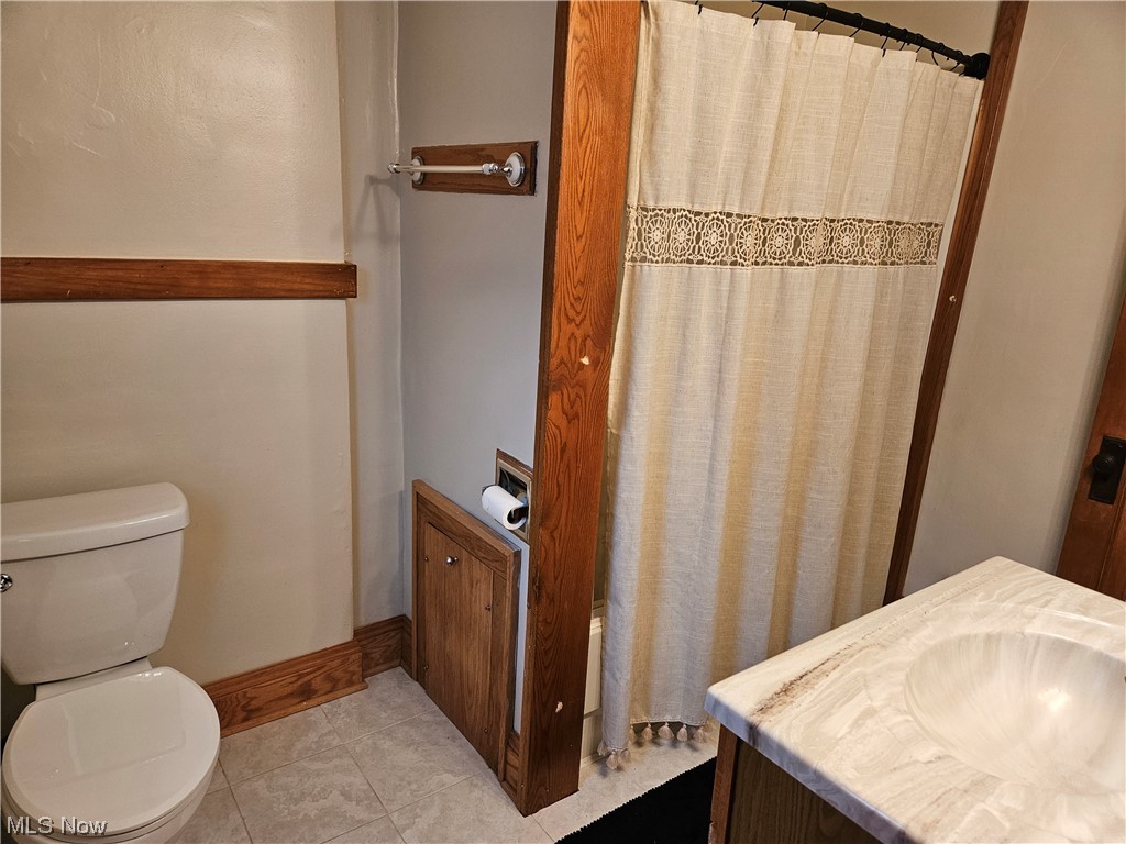 Roth - Residential Lease