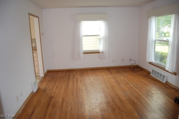2708 Silverdale Avenue, Cleveland, Ohio image 6