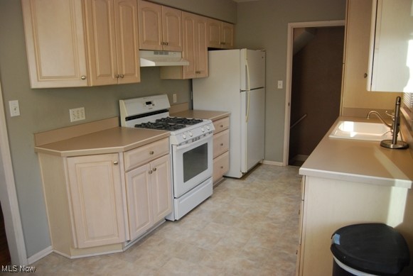 2708 Silverdale Avenue, Cleveland, Ohio image 5