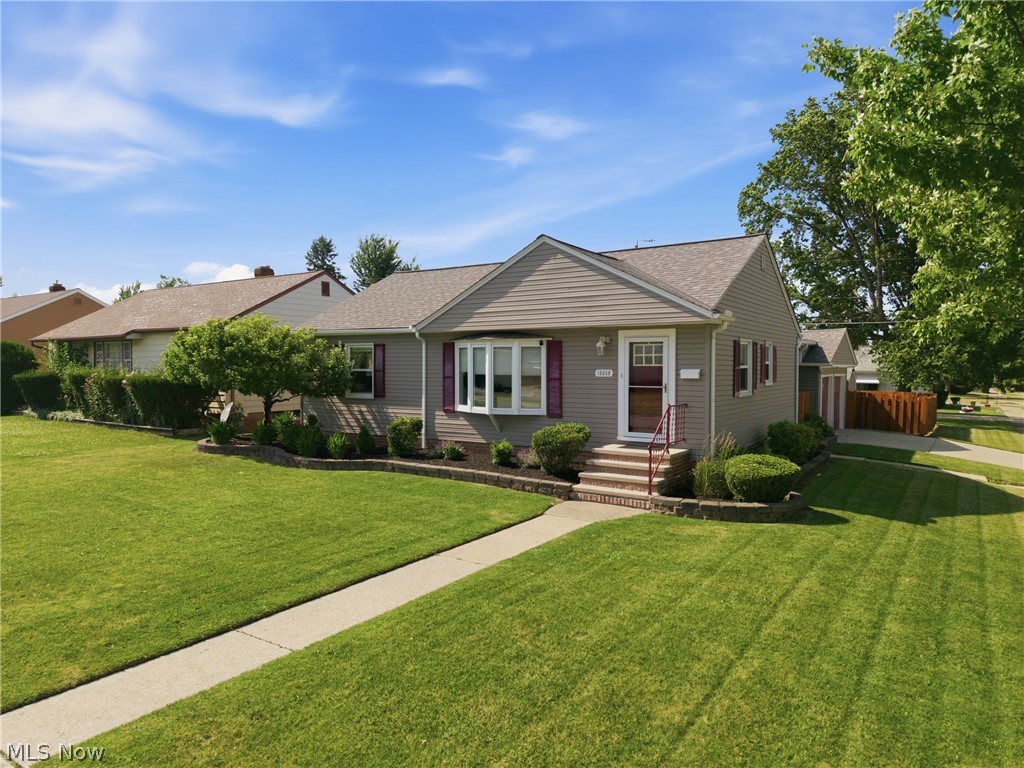 10860 Aaron Drive