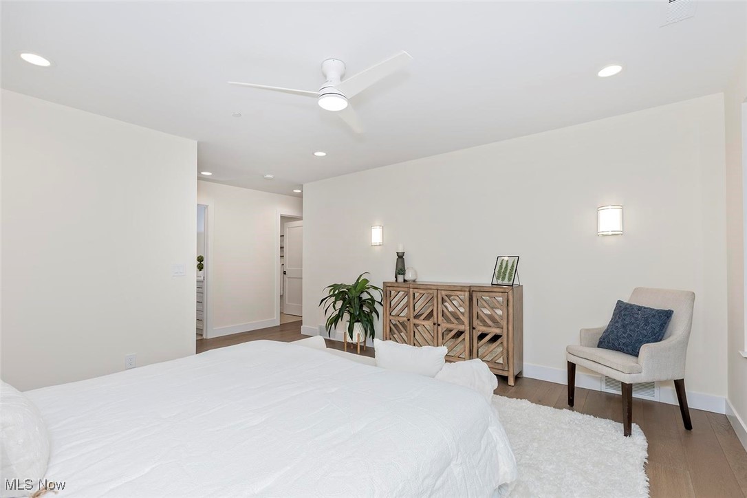 Point East Condominium - Residential