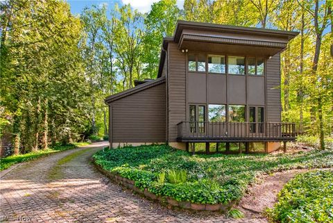 4524 Conestoga Trail Copley OH 44321