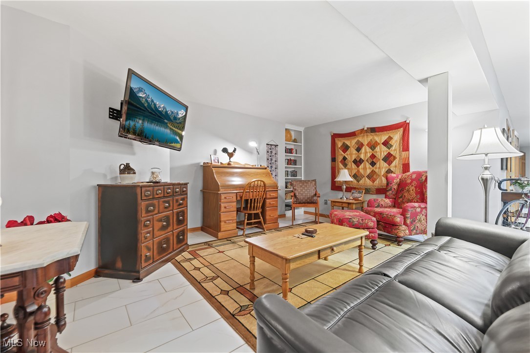 Lake Royale - Residential