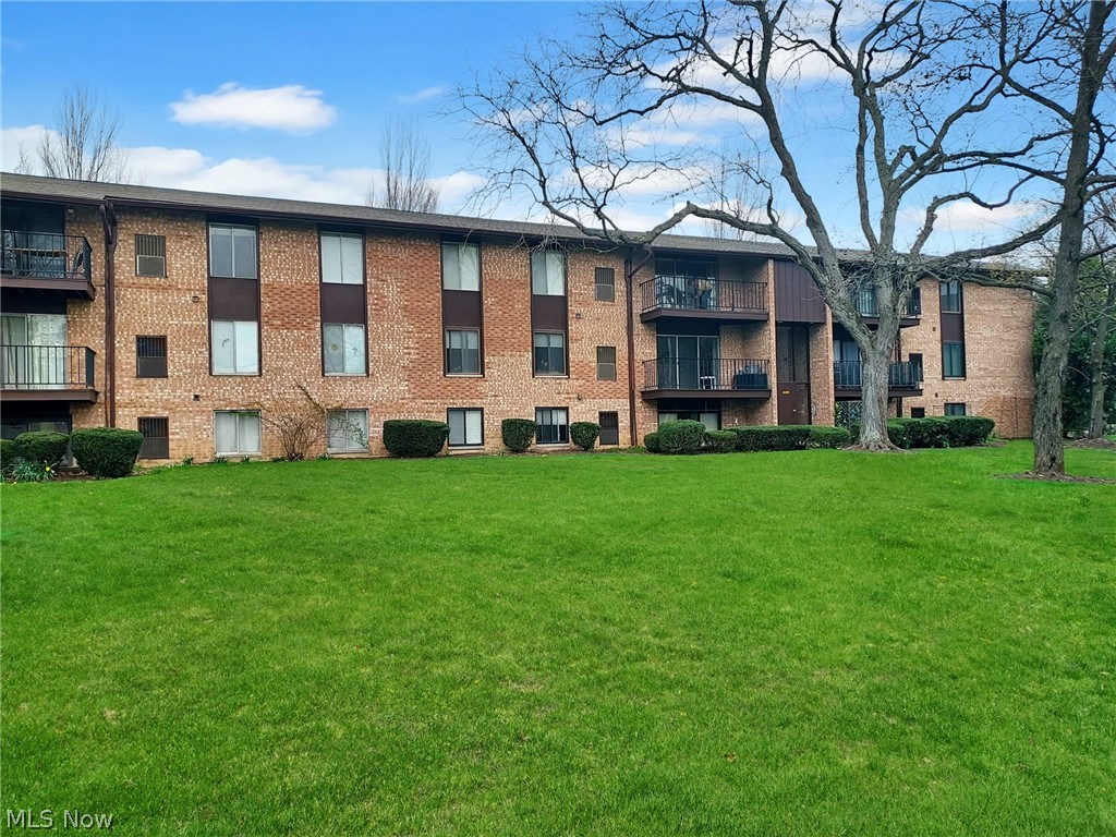 Mistly Lake Vlg/Mdws Ph Condo - Residential