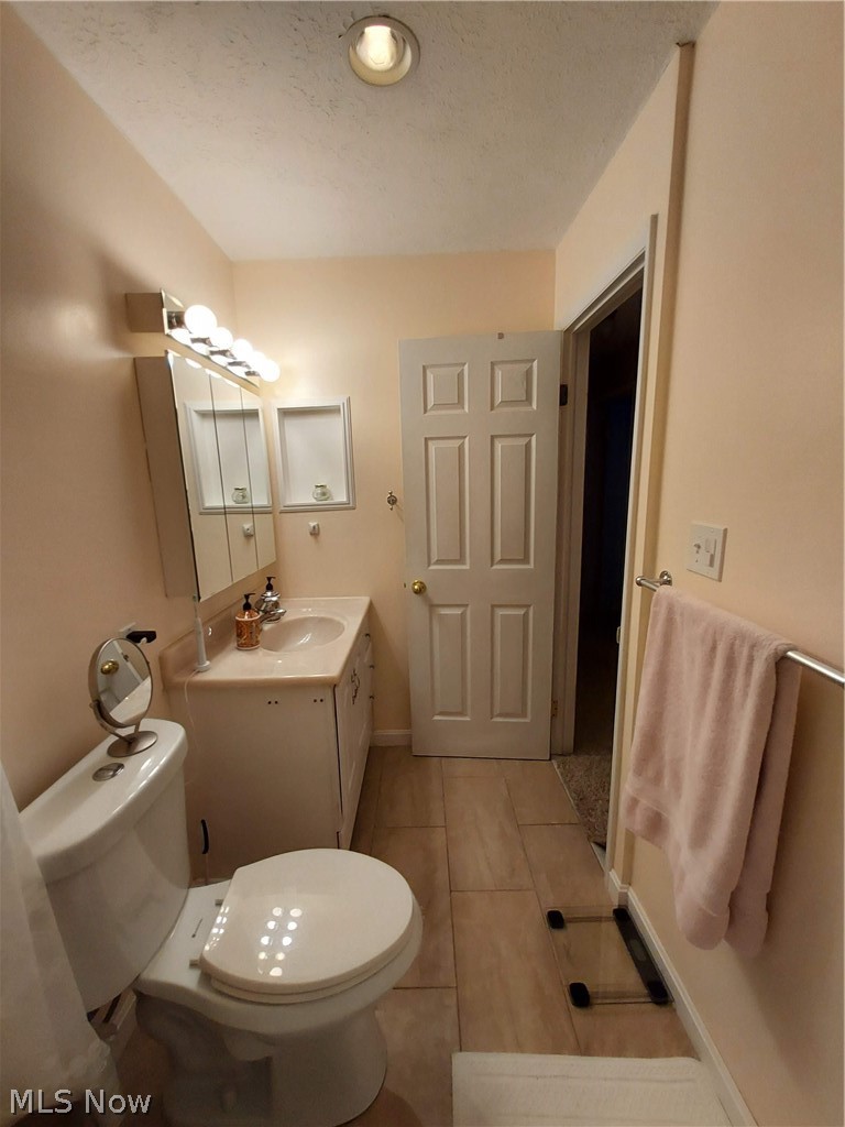 Mistly Lake Vlg/Mdws Ph Condo - Residential